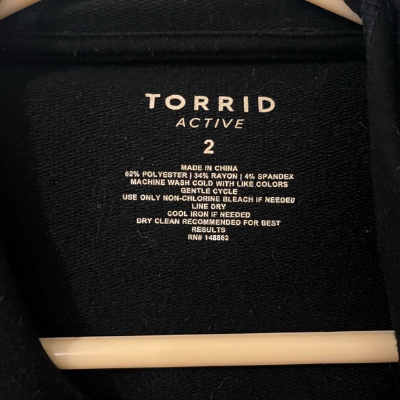 Torrid jacket - Picture 4 of 4